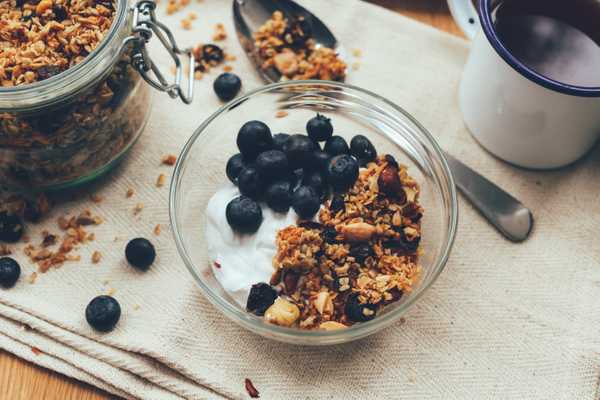 Müsli auf einem Tisch